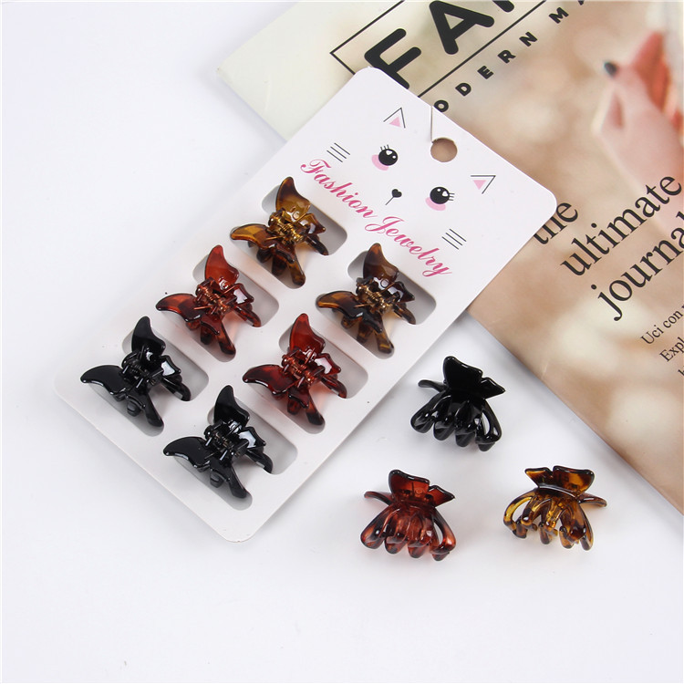6 cardstock amber cute mini grab clips for children’s hair in pigtails