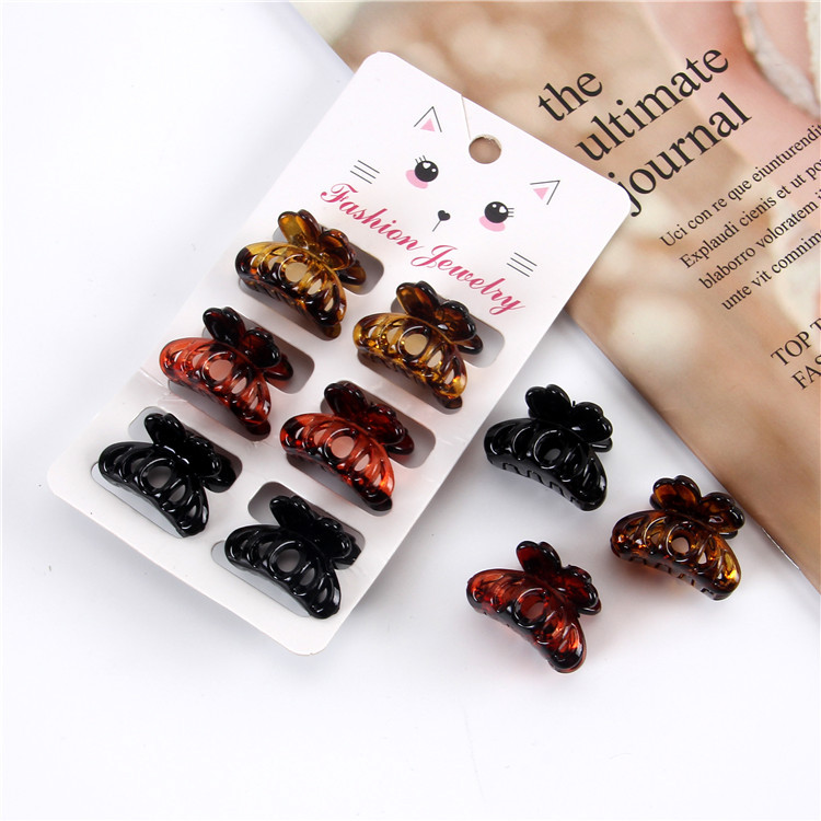 6 cardstock amber cute mini grab clips for children’s hair in pigtails