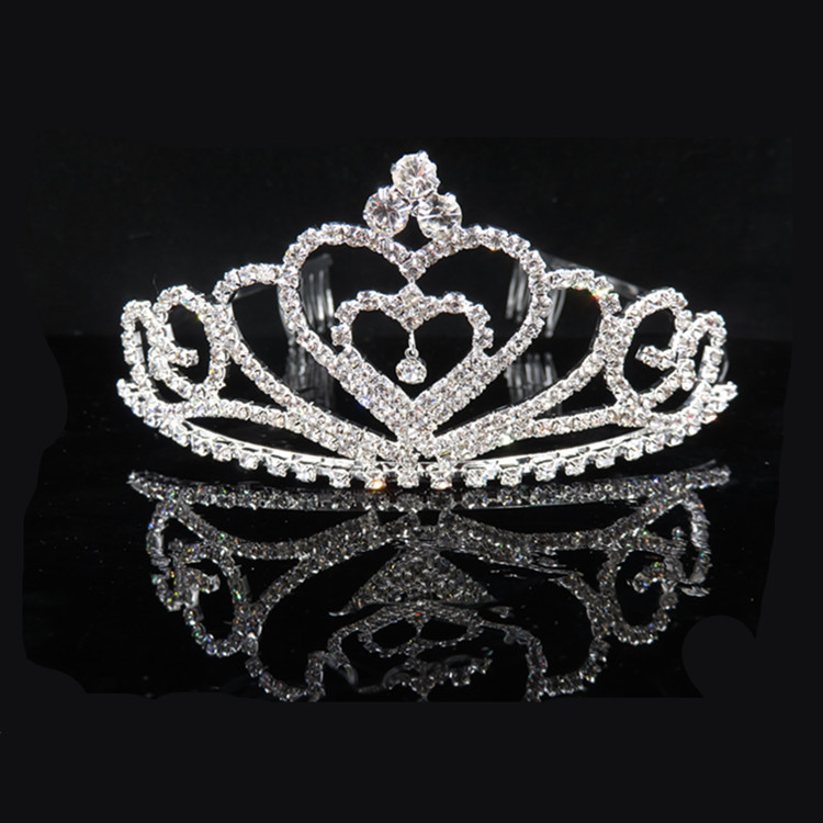 Bridal tiara with diamond claw chain
