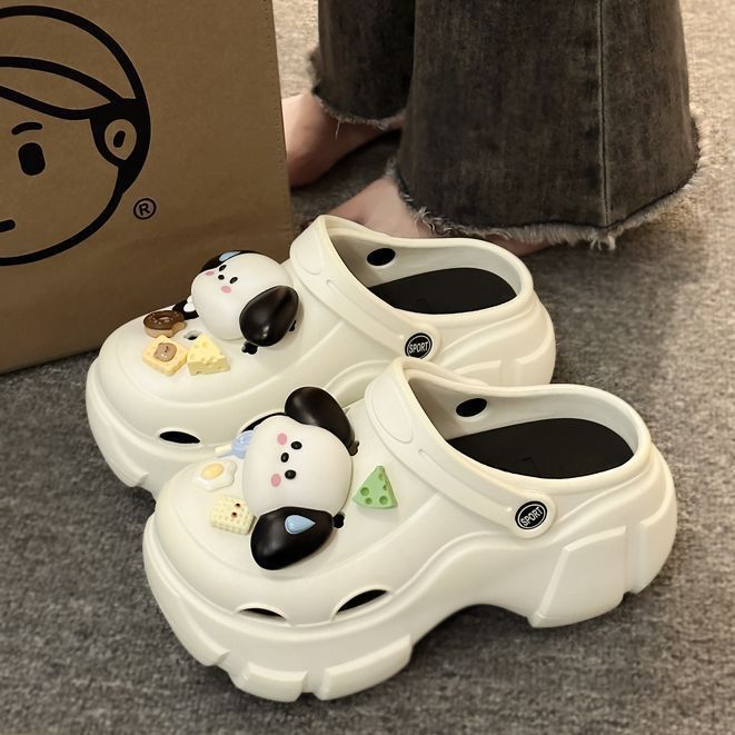 Cartoon platform elevating crocs