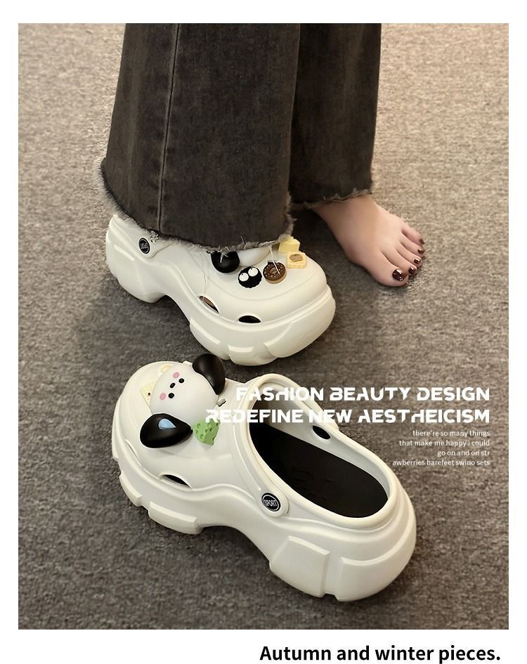 Cartoon platform elevating crocs
