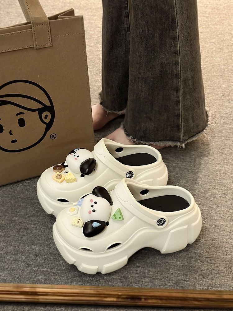 Cartoon platform elevating crocs