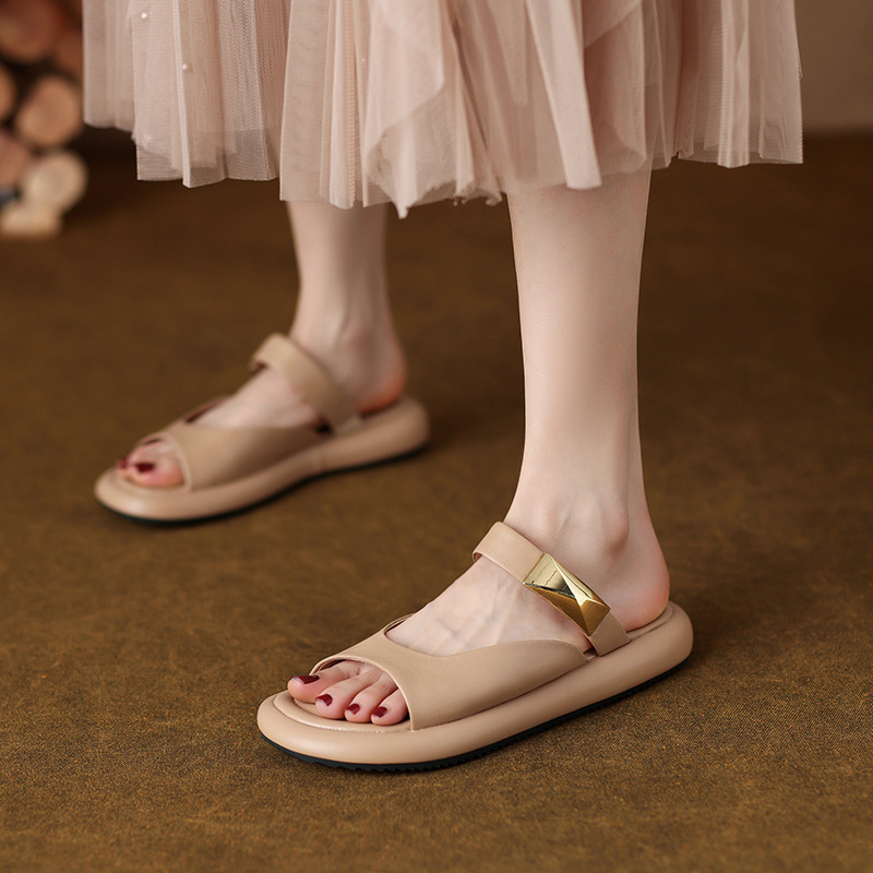 Casual flat toe sandals