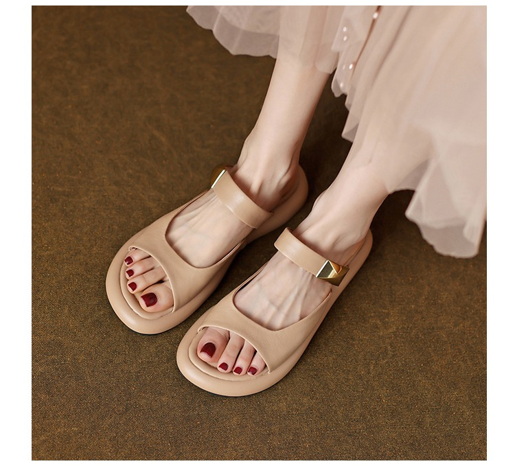 Casual flat toe sandals