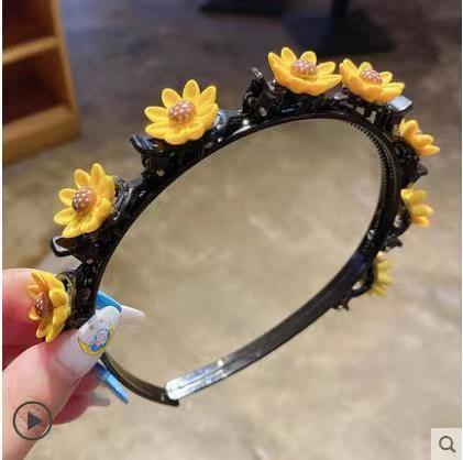 Children’s braid magic headband