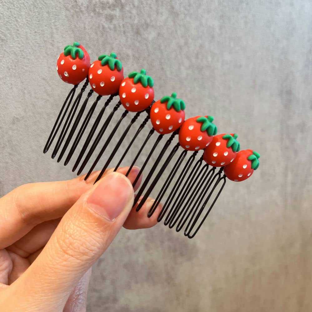 Children’s cute broken hair comb clip