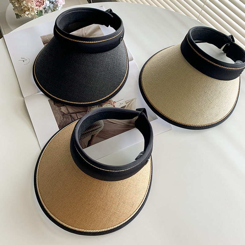 Collapsible UV shielding face with large roof and empty sun hat