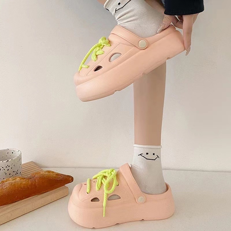 Double crocs with thick soles