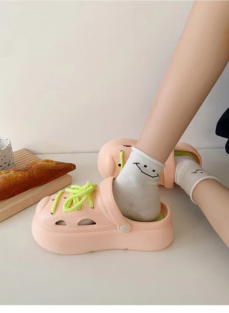 Double crocs with thick soles