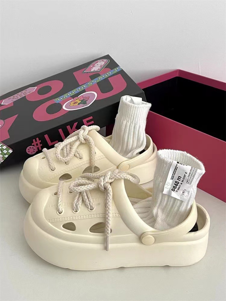 Double crocs with thick soles