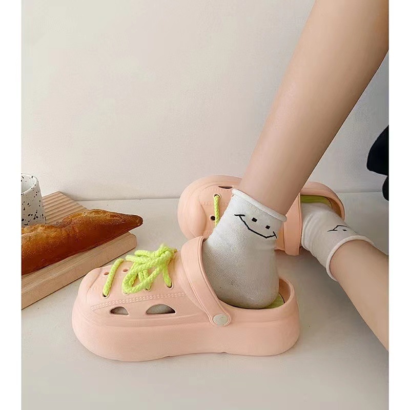 Double crocs with thick soles