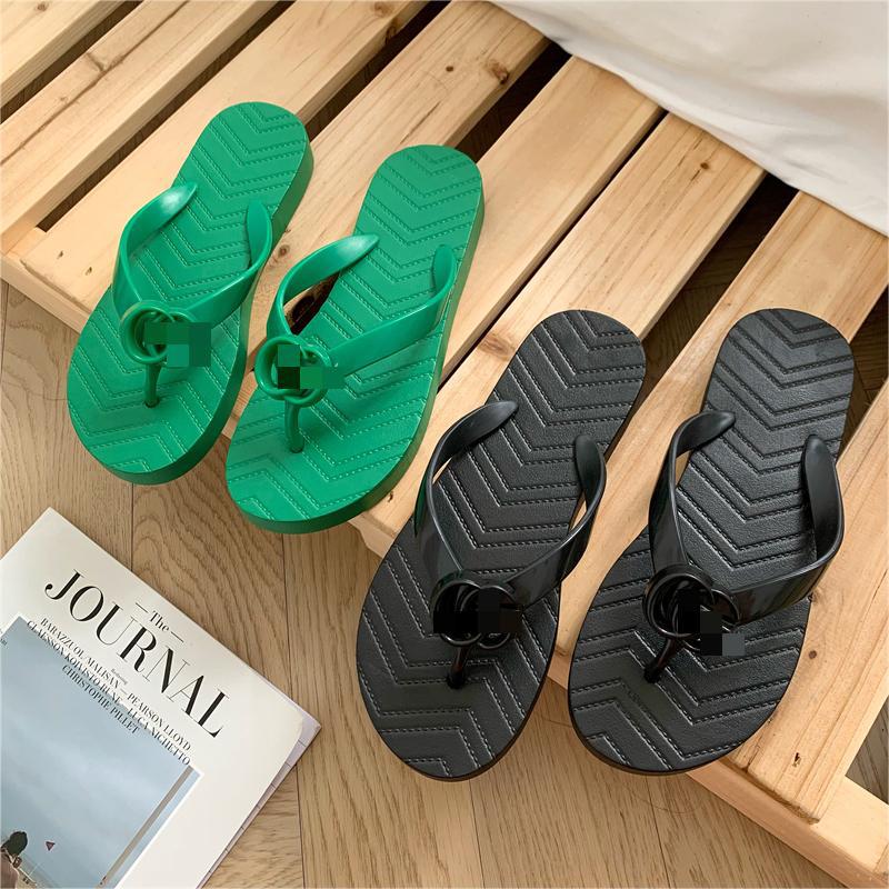 Fashion flip-flops for casual flip-flops