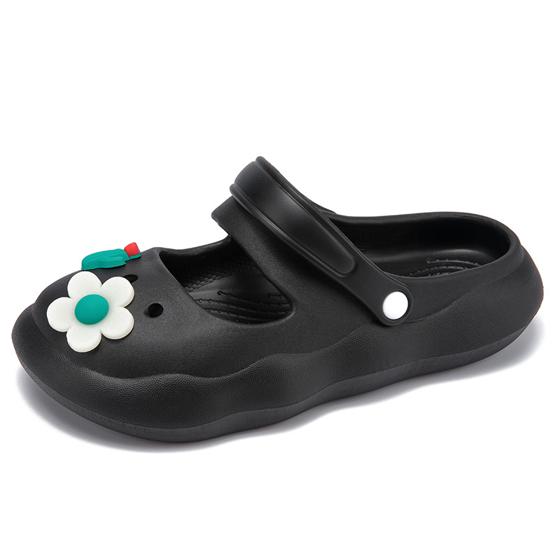 Fashion garden everything with the trend of baotou slippers