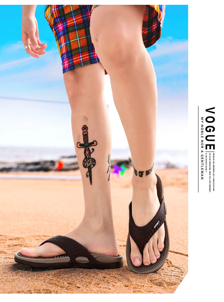 Flip-flops with breathable massage bottoms