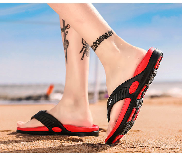 Flip-flops with breathable massage bottoms