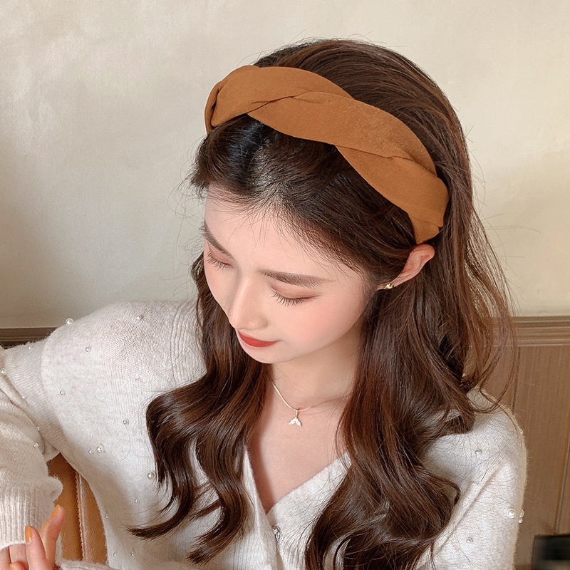 French elegant twist headband