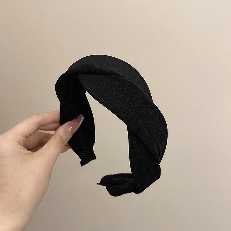French elegant twist headband