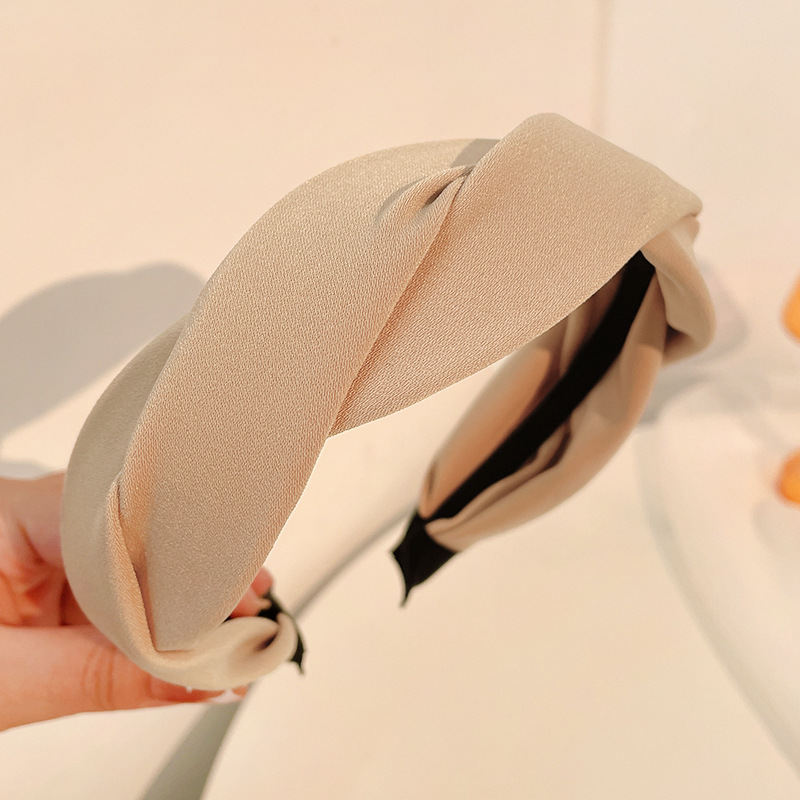 French elegant twist headband