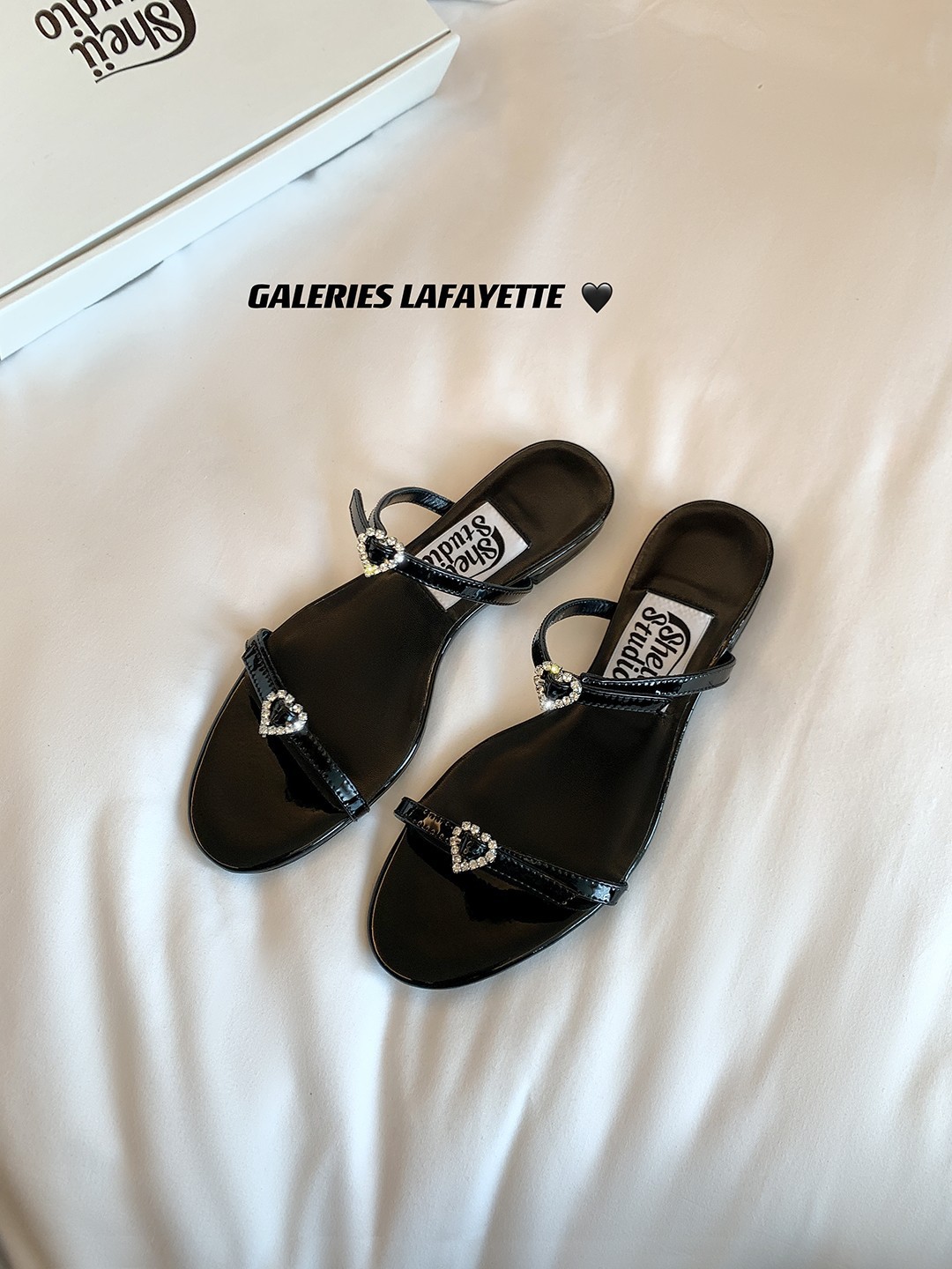 French love slippers with rhinestone buckle