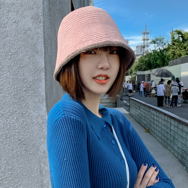 Knitted day fisherman’s hat with white covering
