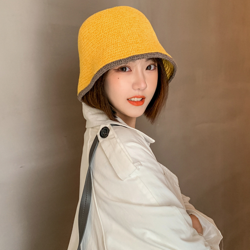Knitted day fisherman’s hat with white covering