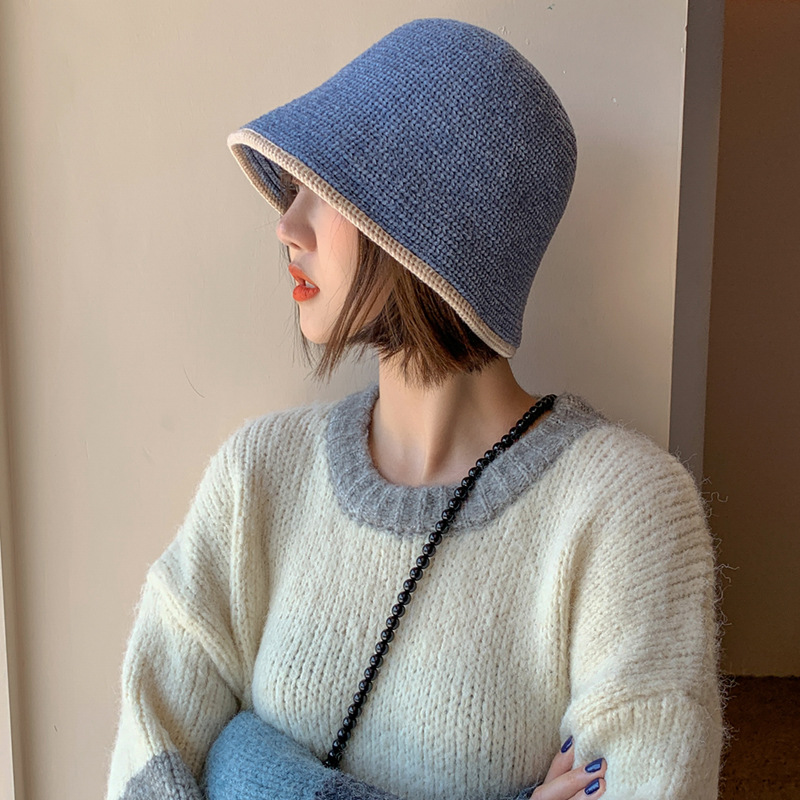 Knitted day fisherman’s hat with white covering