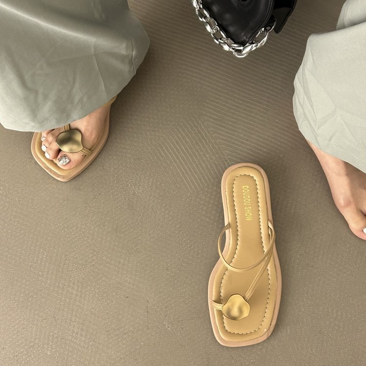 Little French fairy toe-on chunky sandals