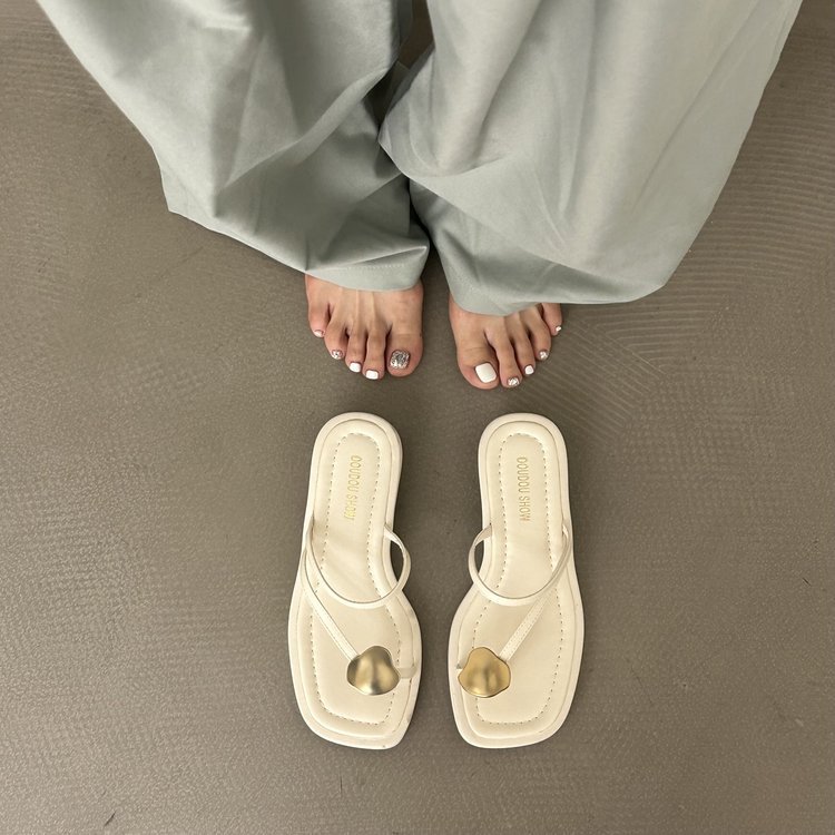 Little French fairy toe-on chunky sandals