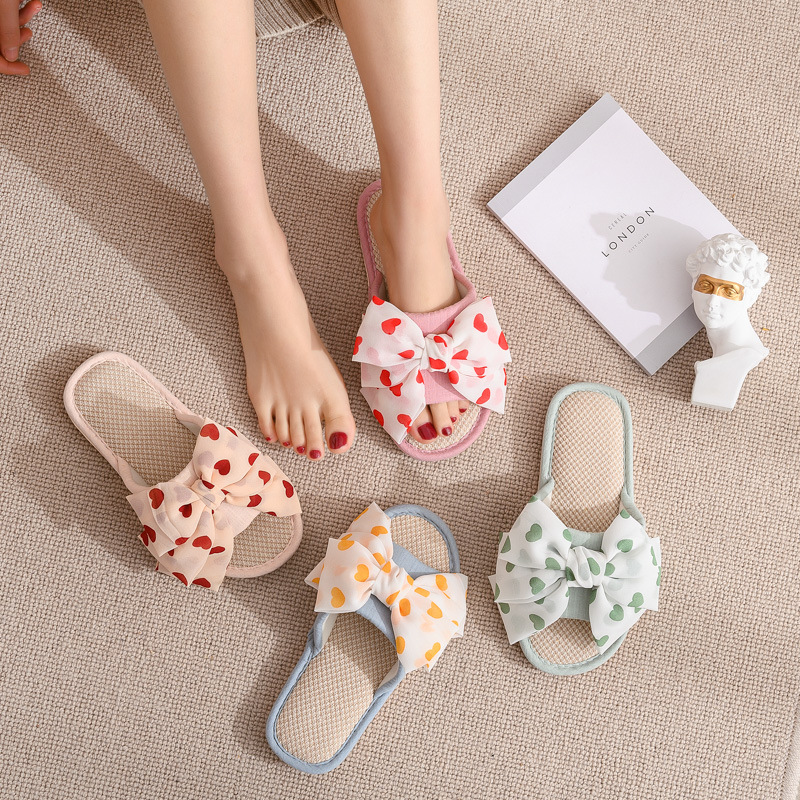 Love big bow fabric slippers