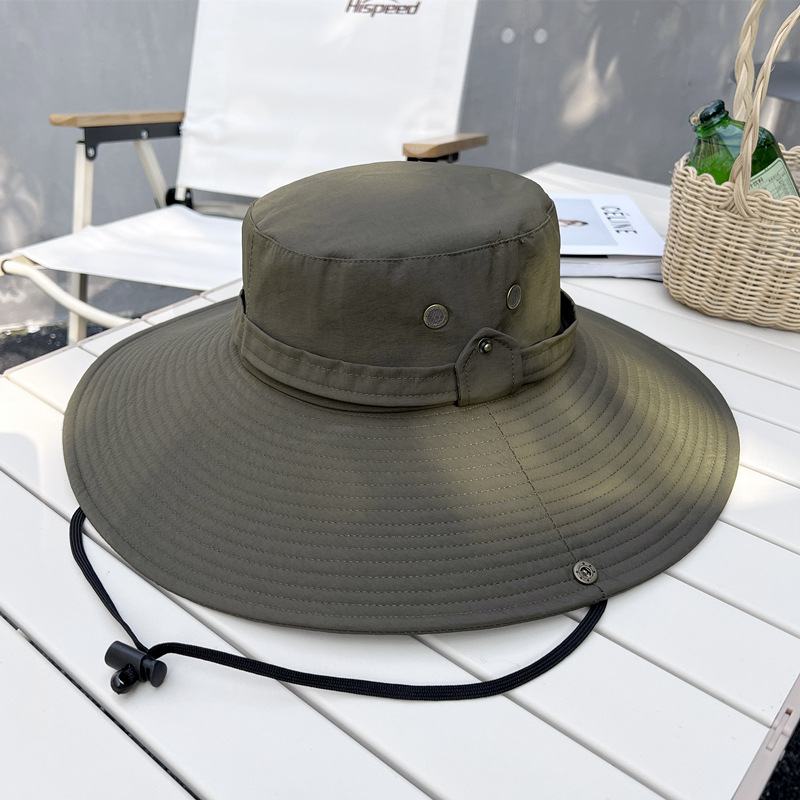 Men’s outdoor waterproof sunblock hat