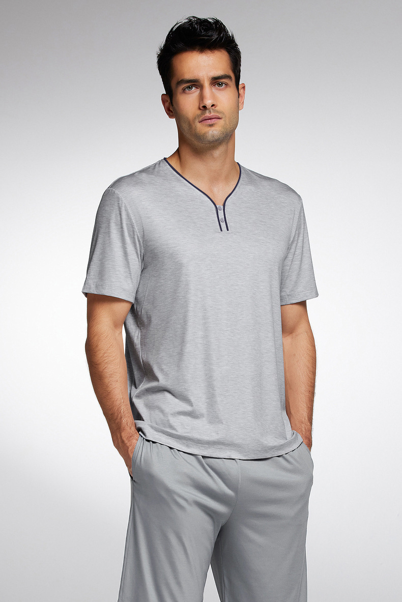 Modal wine-neck men’s short-sleeved shorts suit