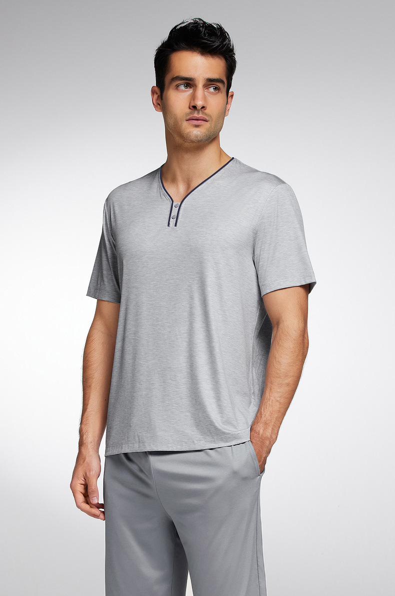 Modal wine-neck men’s short-sleeved shorts suit