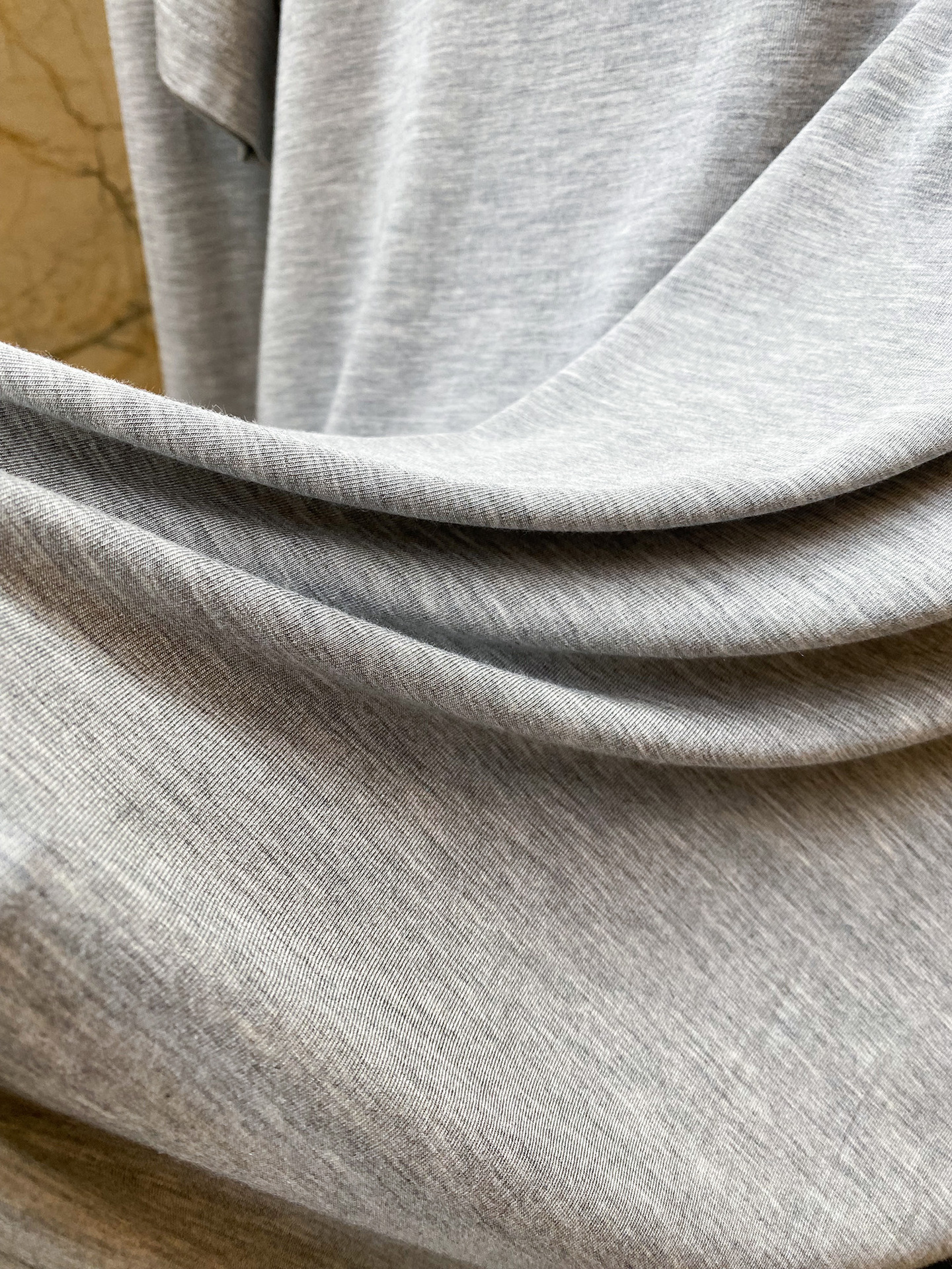 Modal wine-neck men’s short-sleeved shorts suit