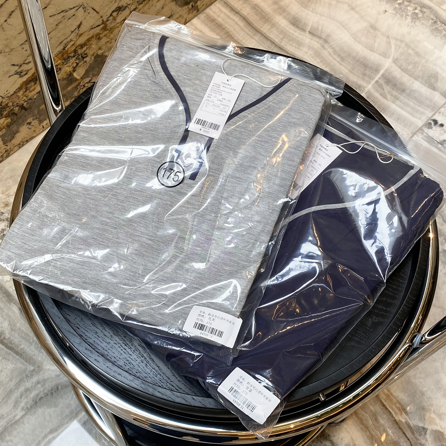 Modal wine-neck men’s short-sleeved shorts suit