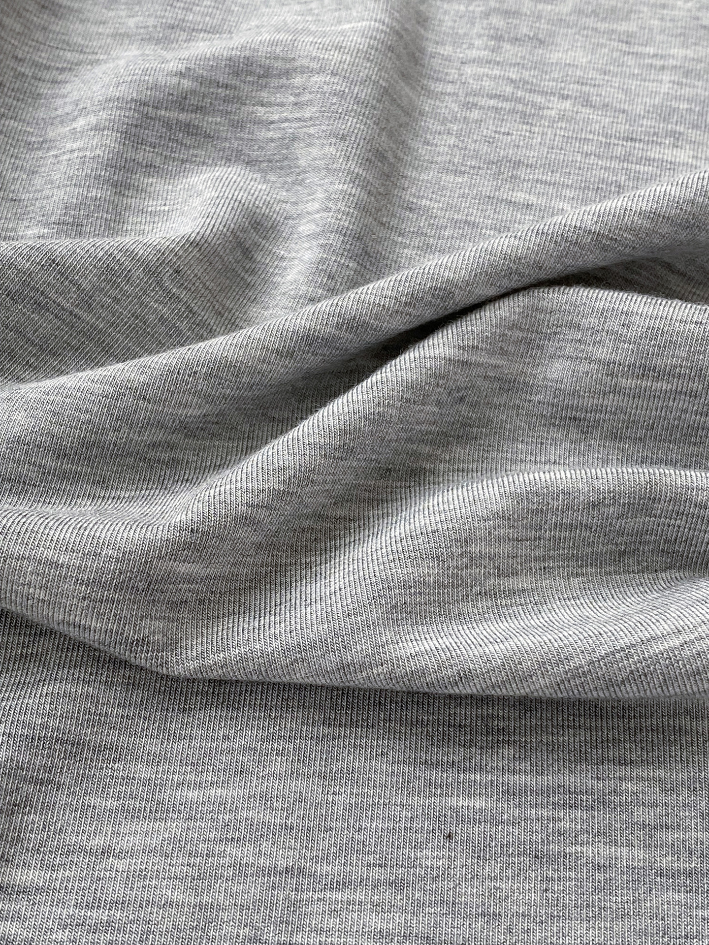 Modal wine-neck men’s short-sleeved shorts suit