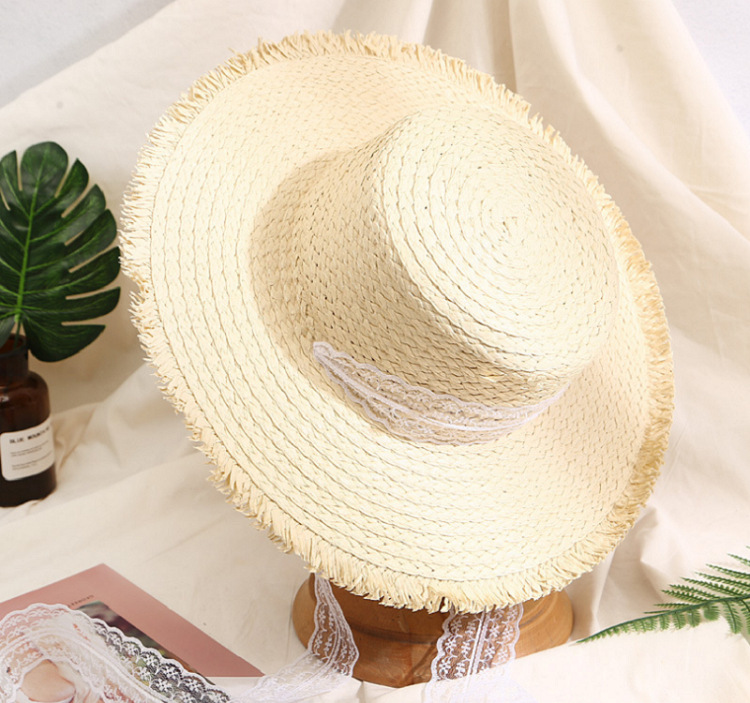 Monochrome lace woolen flat hat sunshade hat