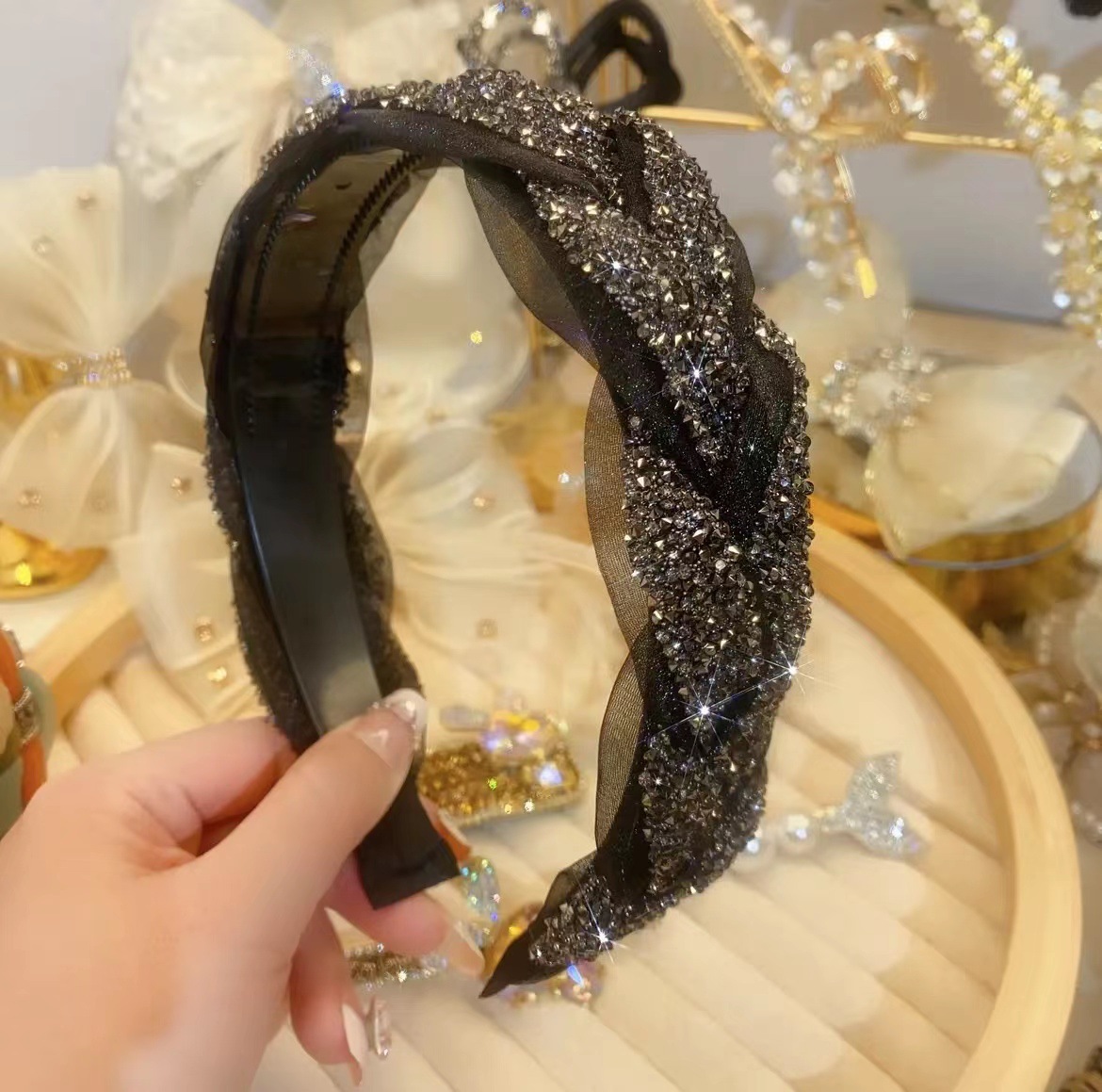 Non-slip rhinestones heavy heavy wide edge braid headband