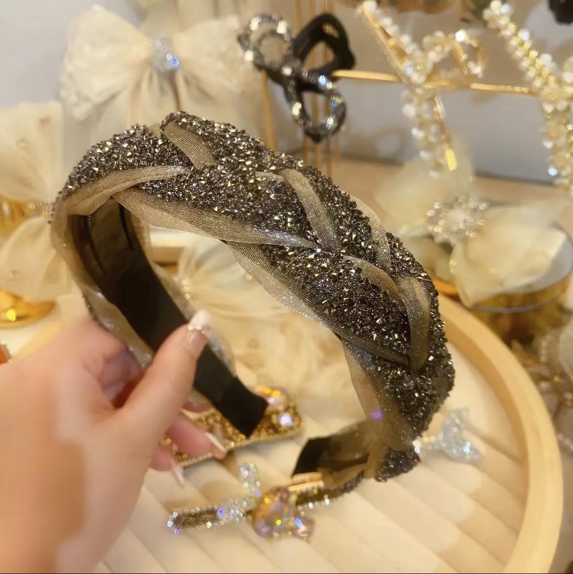 Non-slip rhinestones heavy heavy wide edge braid headband