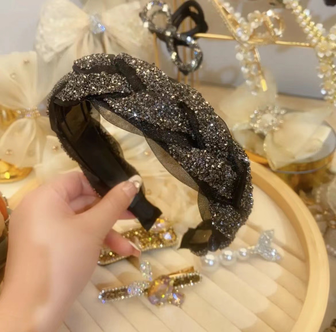 Non-slip rhinestones heavy heavy wide edge braid headband