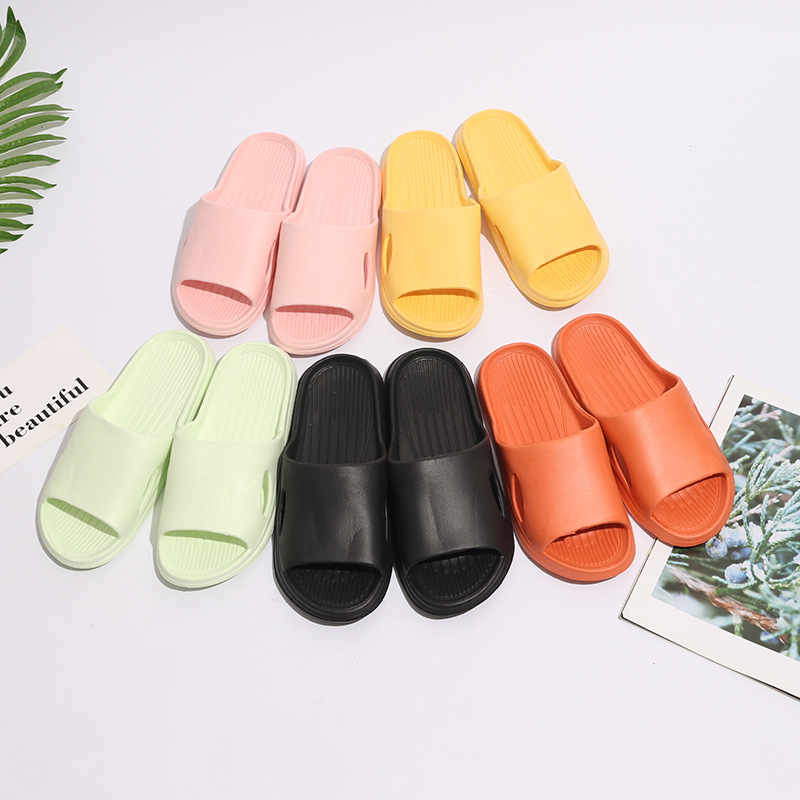 Non-slip summer slippers