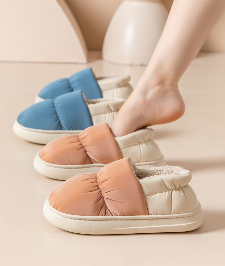 Padded down slippers for couples
