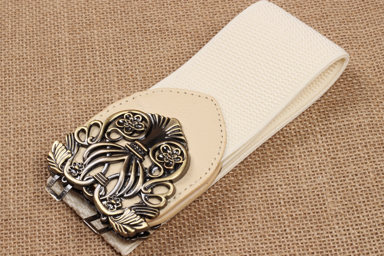 Palace retro carved obi lady