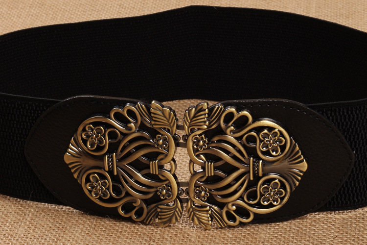 Palace retro carved obi lady