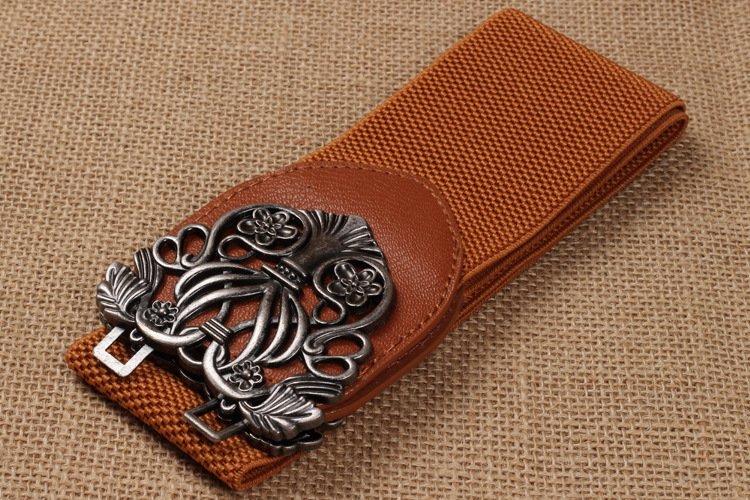 Palace retro carved obi lady