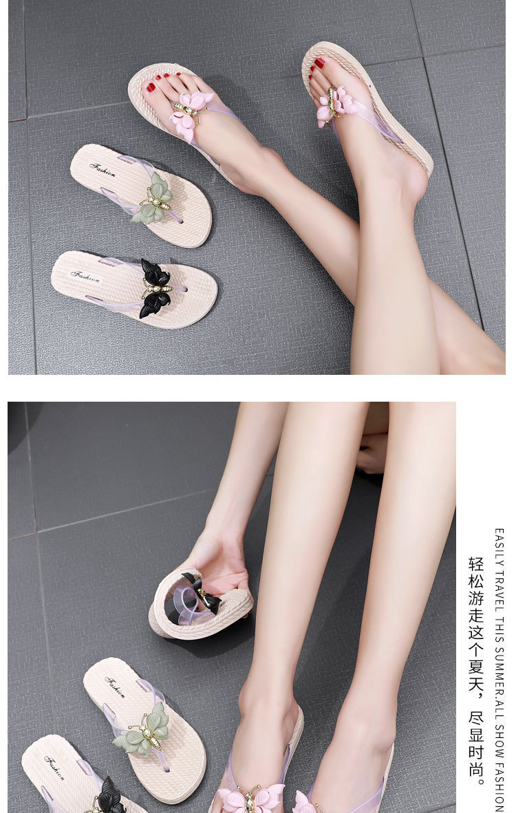 Plastic flip-flops with flowers