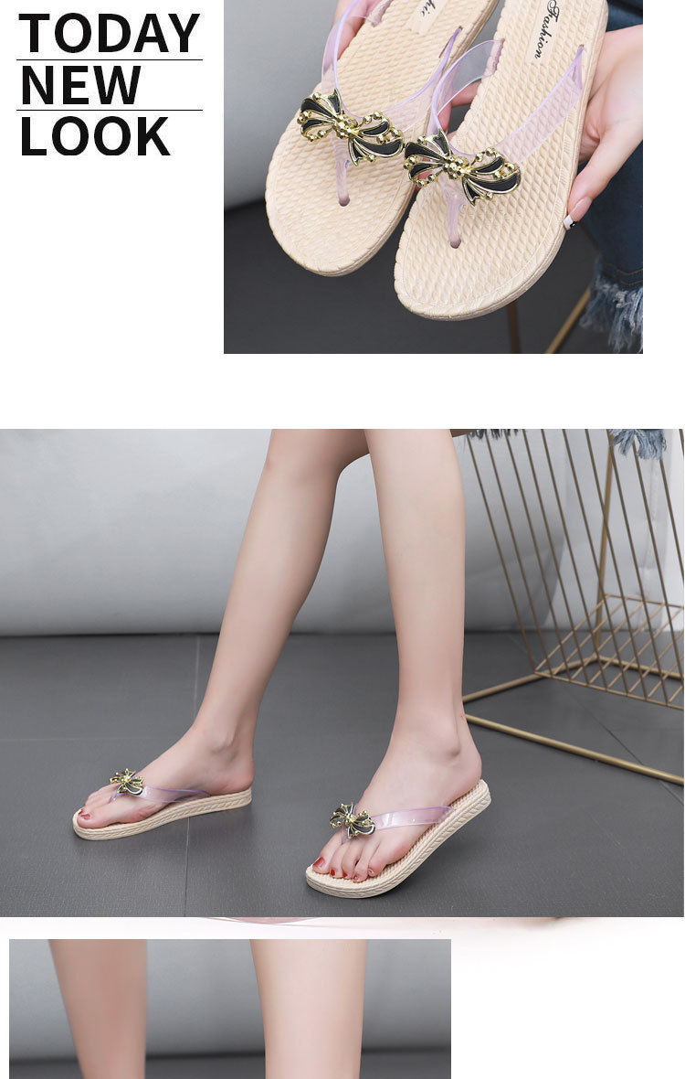 Plastic flip-flops with flowers