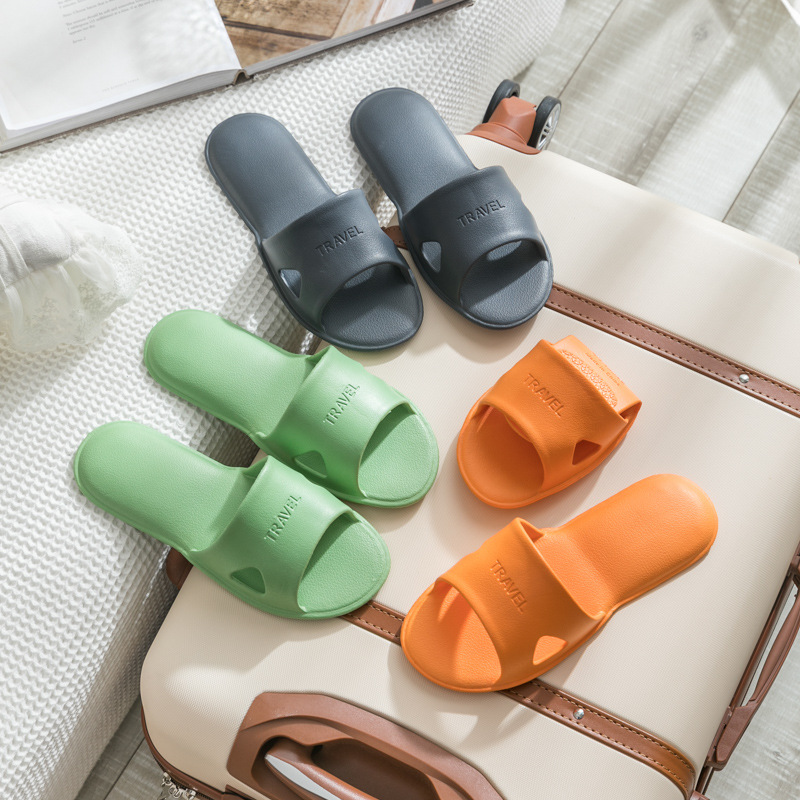 Portable foldable non-slip slippers