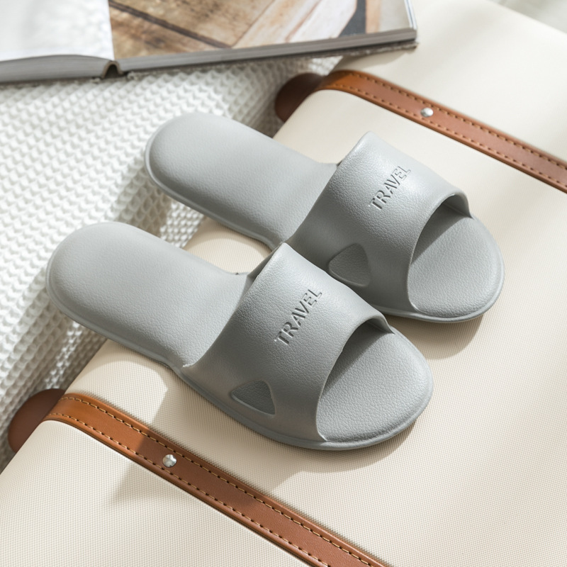 Portable foldable non-slip slippers