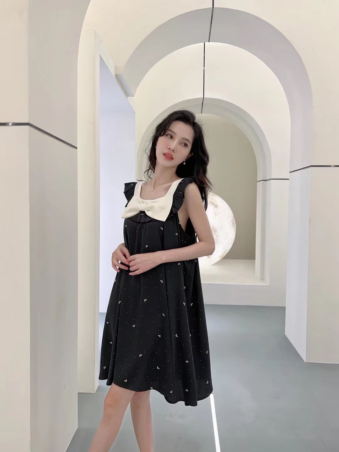 Printed ice silk camisole nightdress Stylish pajamas for women at home