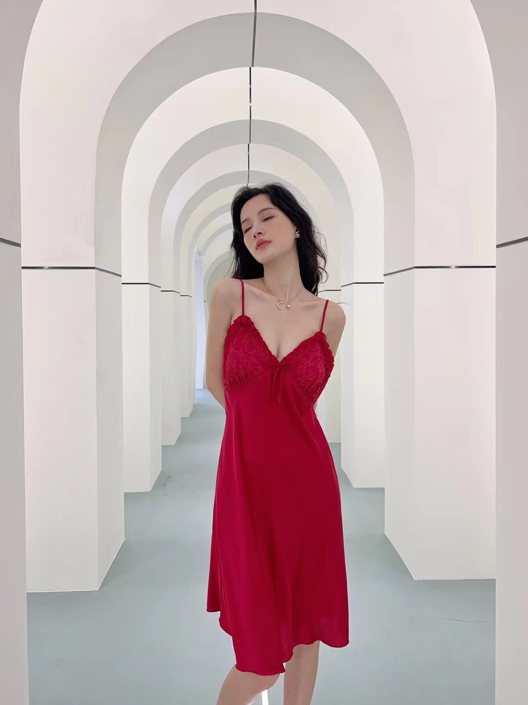 Printed ice silk camisole nightdress Stylish pajamas for women at home